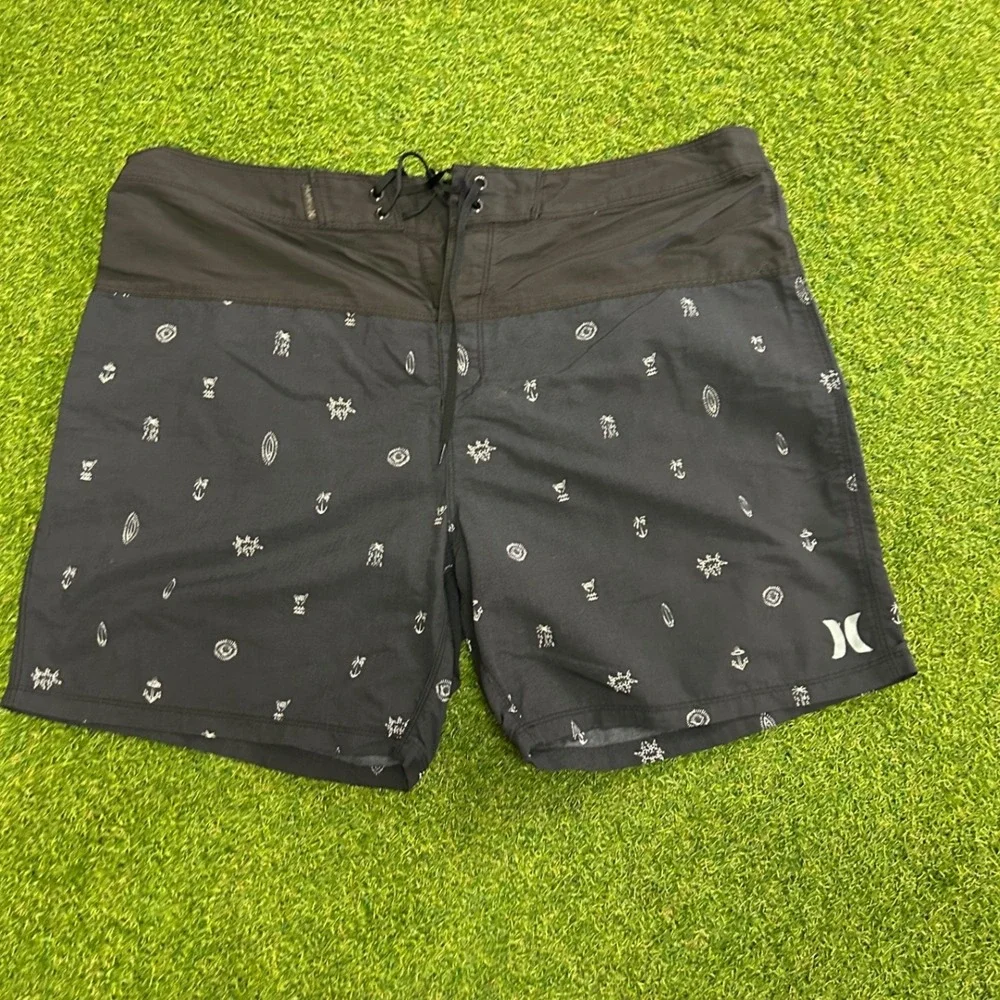 Hurley Phantom Board Shorts Mens 38 Black Charcoal Tropical Anchor Print Swim